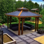 Gazébos Urbain de la compagnie Gazébec fait en bois de cèdre rouge de l'Ouest
